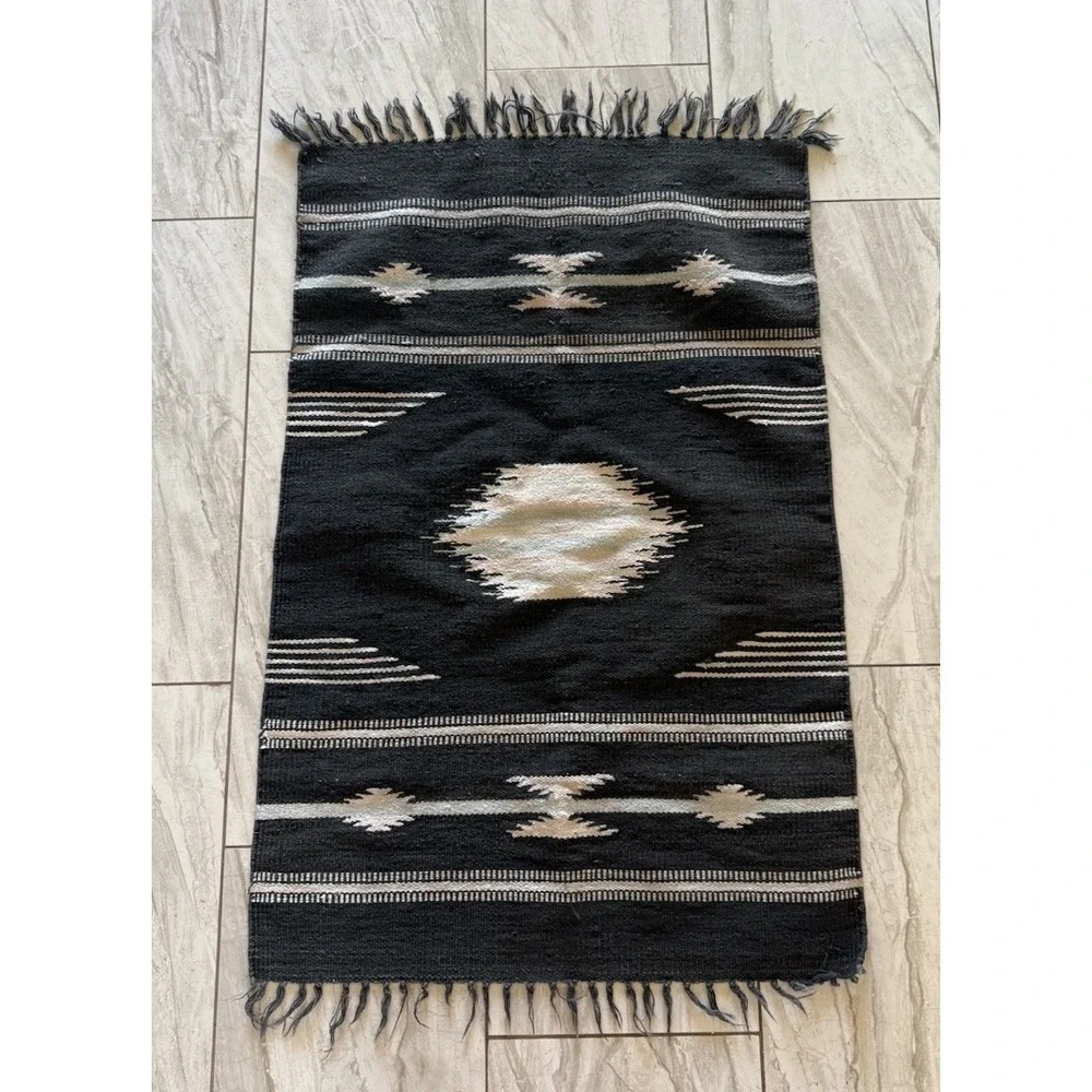 Vintage Mexican Handwoven Area Rug Small Southwestern Accent Entryway Mat 40